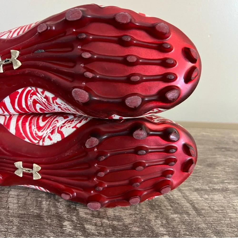 Under Armour UA Clutchfit Highlight Lux Football Cleats Men’s Size 7.5 Red White